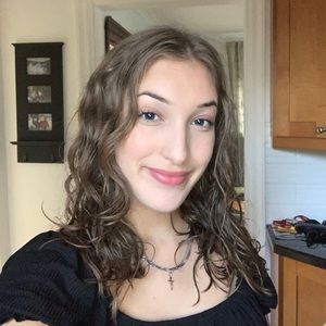 Meet your Posher, Ilyana